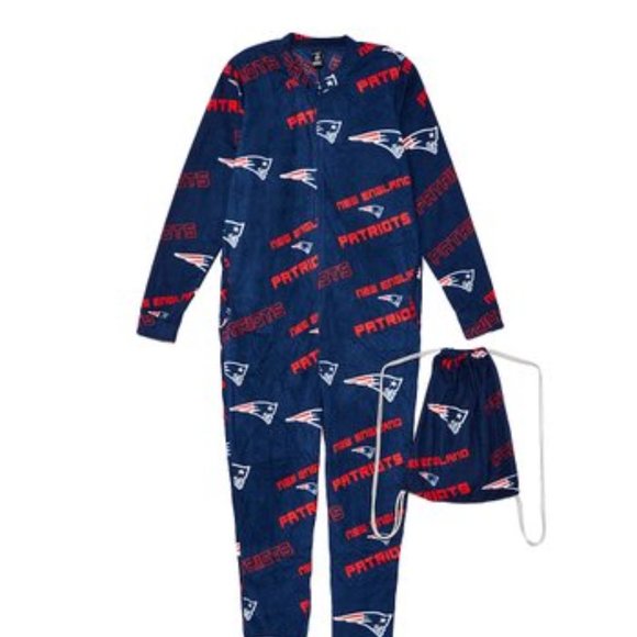 New England Patriots one piece adult loungers size small in cinch bag NWT - Picture 1 of 3